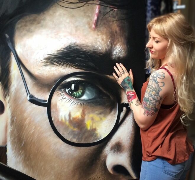 The Harry Potter painting took artist Hannah Weston "several days over the course of two months" to complete